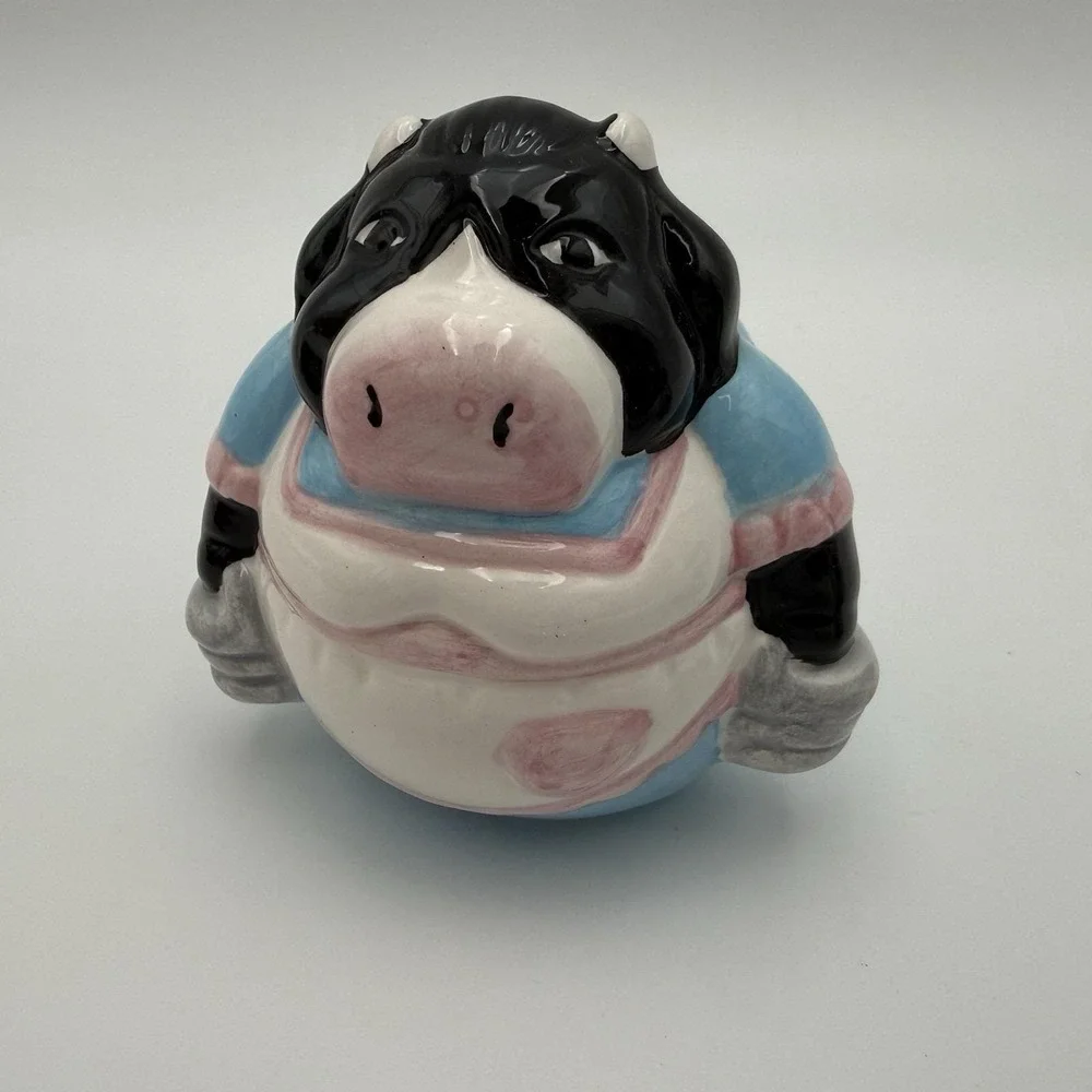 Vintage Milk Carton and Cow Salt And Pepper Shakers Set Anthropomorhic 1990s